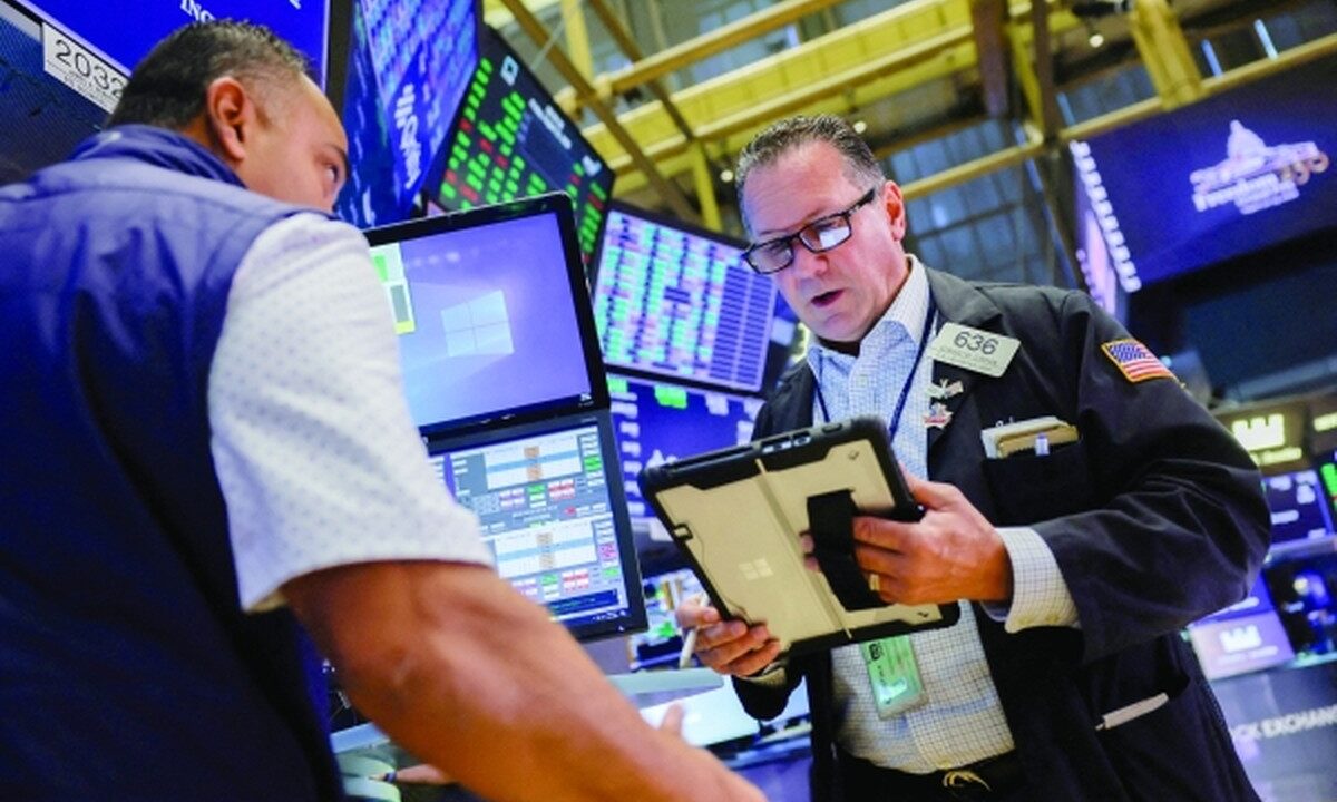 Stocks rise ahead of Fed chair's policy speech