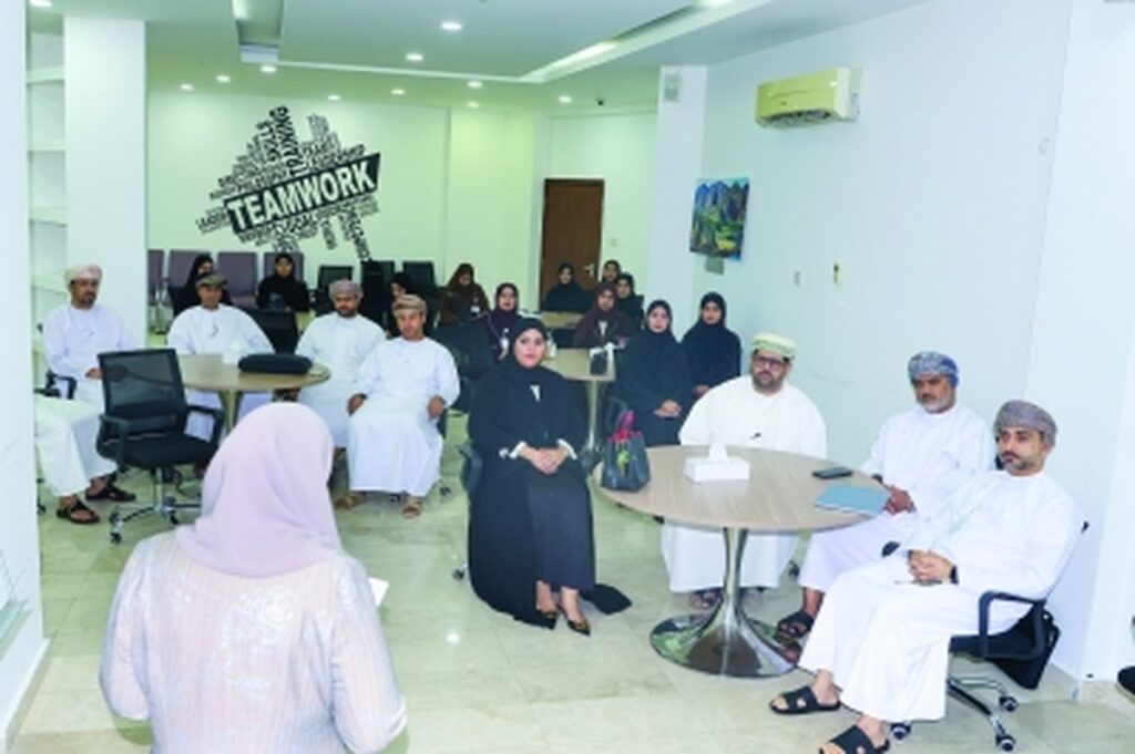 غرفة شمال الباطنة تنظم حلقة عمل حول التجارة الإلكترونية